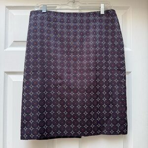 Ann Taylor Patterned Pencil Skirt, size 8